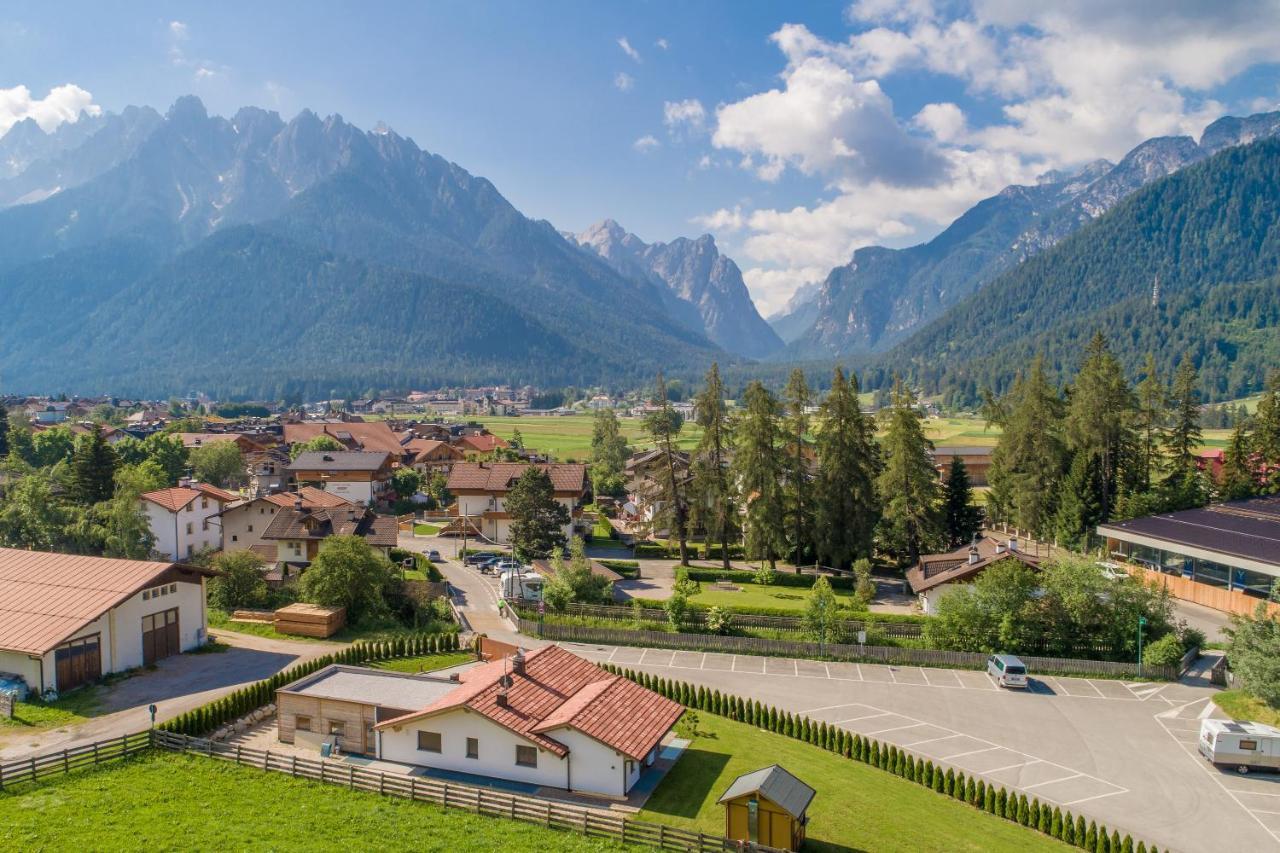 Alpinchalet Weber Villa Dobbiaco Exterior photo